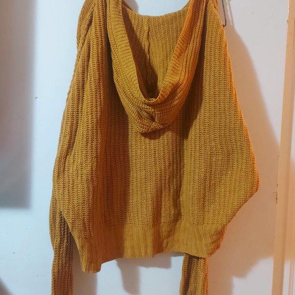 Orange Knitted XL Sweater with Hood - Picture 3 of 5